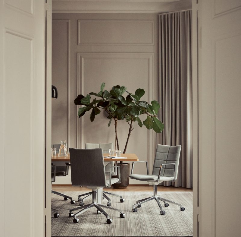 Ett mötesrum på ett kontor